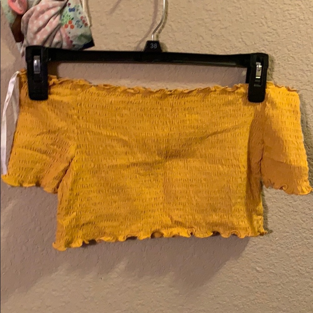 Yellow off the shoulders crop top
